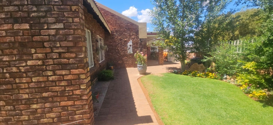 3 Bedroom Property for Sale in Camelot Northern Cape